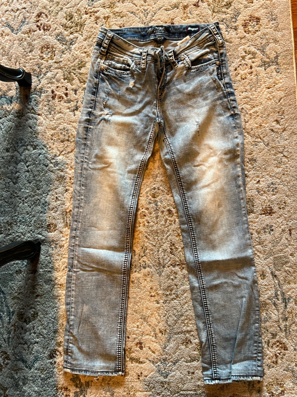 Silver Jeans Women’s Skinny Jeans with Subtle Distress